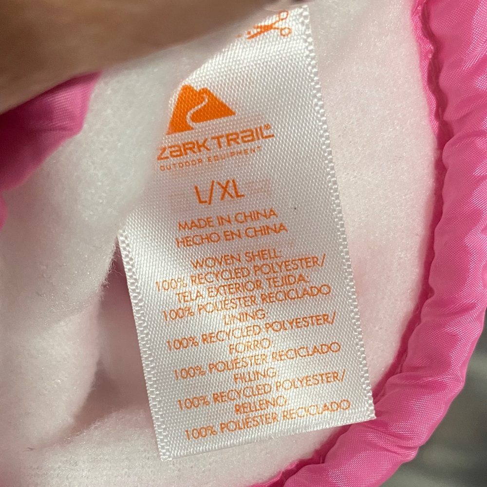 Ozark Trail Outdoor Pink and Black Gloves - Picture 6 of 9